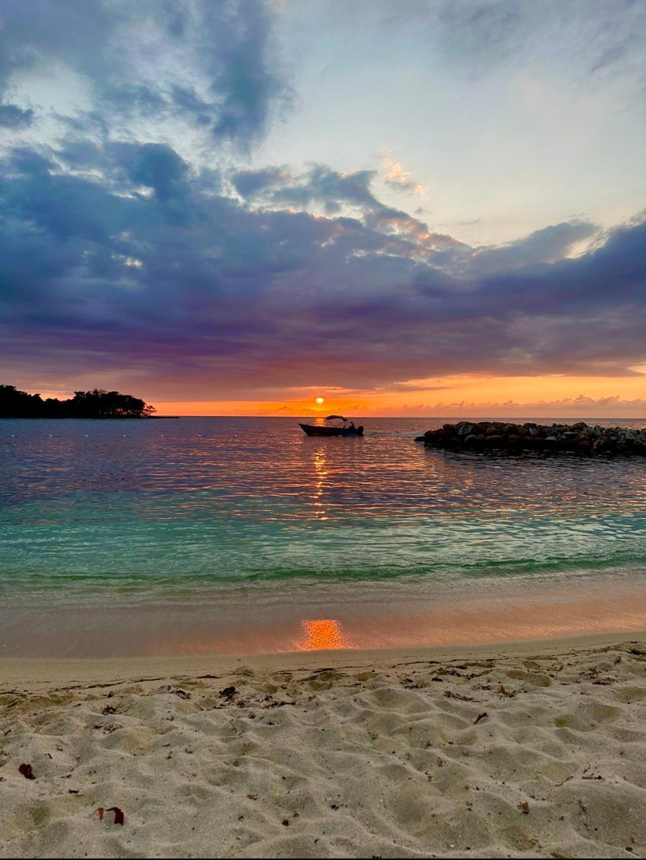 Stunning 2 Bedroom House At Point Village Negril Exteriör bild